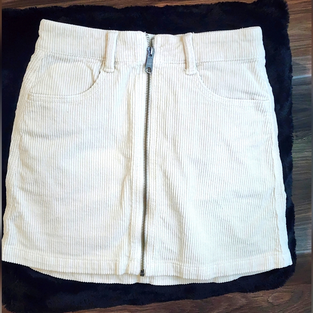 American Eagle mini skirt beige 00 regular size